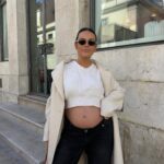 Mafalda Castro Instagram - Eu antes de engravidar: “não vou ser daquelas grávidas que anda sempre de barriga de fora” Eu grávida: