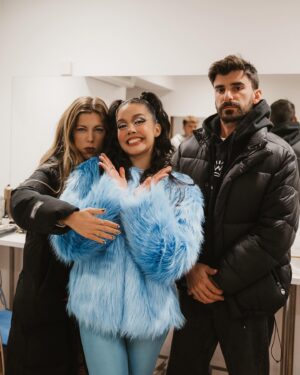 Mafalda Creative Instagram - Parabéns @marianabossy és uma verdadeira amiga Delulu e Bad Bitch! 🎂🎁 Somos duas traumatizadas a tentar ajudar-se uma a outra e eu adoro isso! 🤡