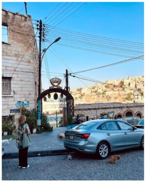 Magalie Lépine-Blondeau Instagram - Amman. 🩵