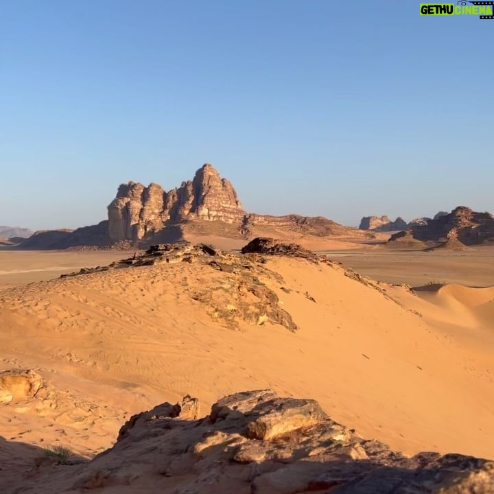 Magalie Lépine-Blondeau - 4.5K Likes - Lever de soleil sur Mars.