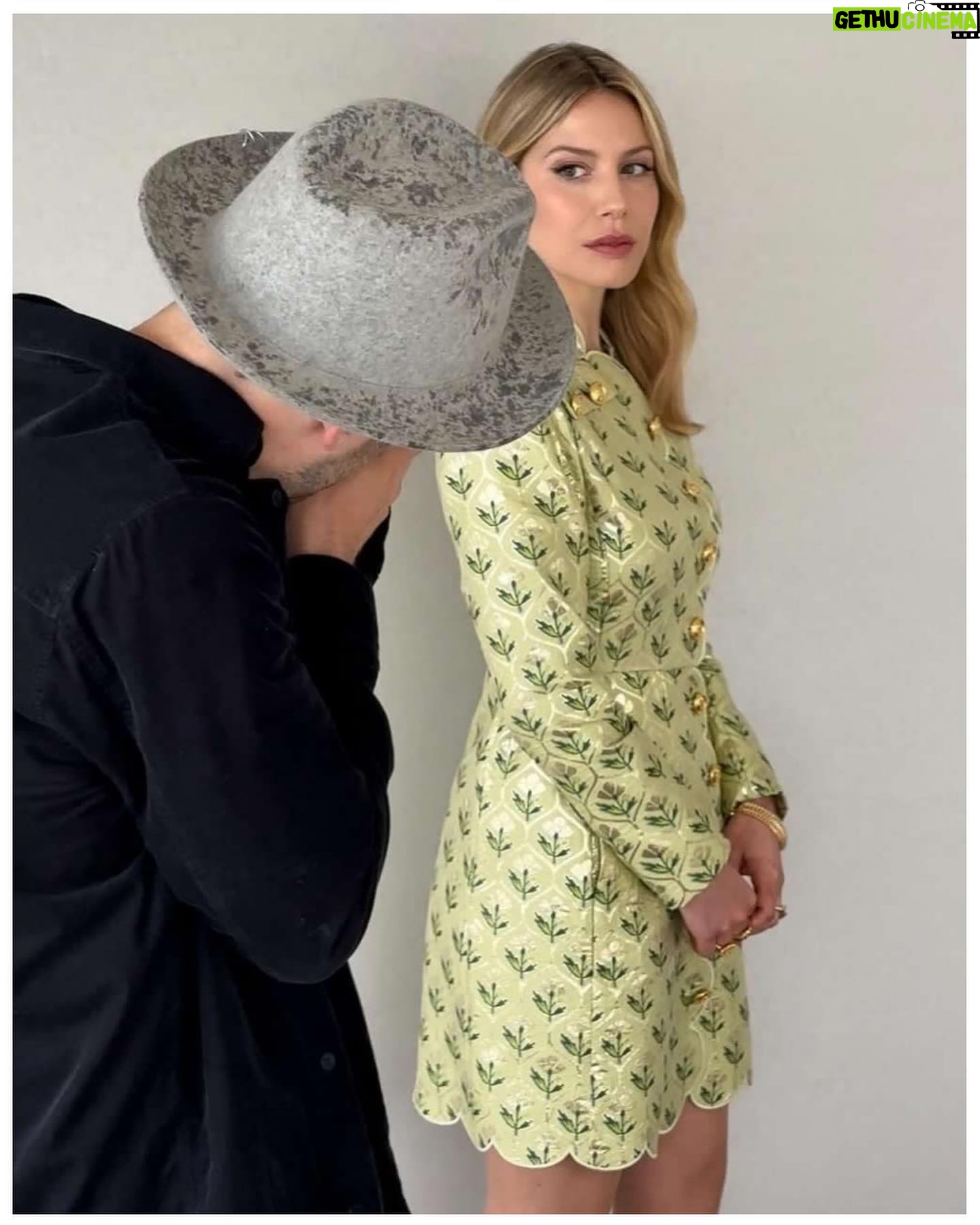 Magalie Lépine-Blondeau - 5.2K Likes - 3/3 ça fera