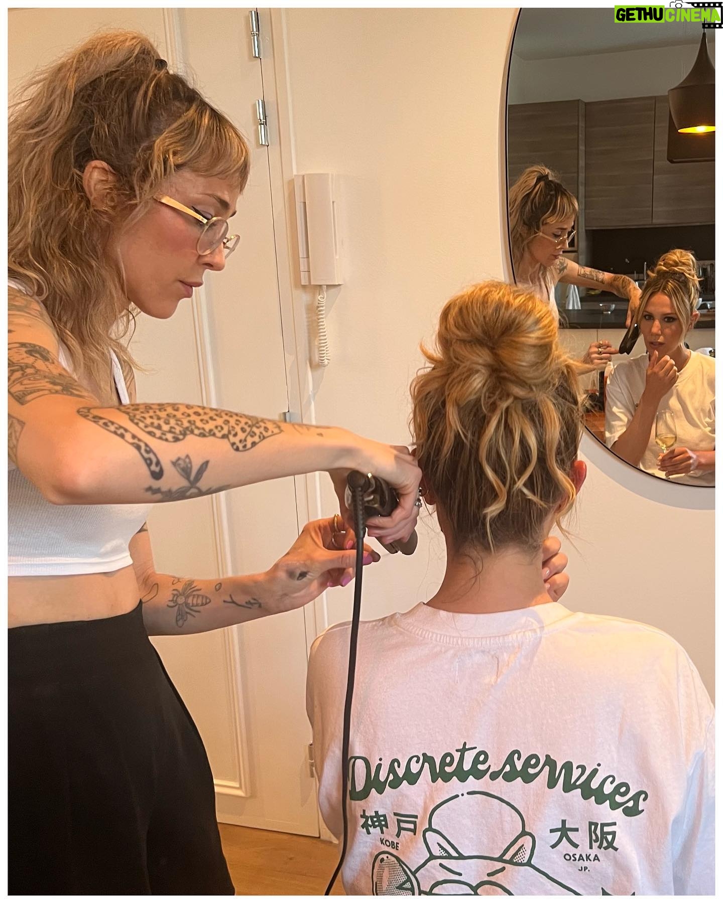 Magalie Lépine-Blondeau - 5.2K Likes - 3/3 ça fera