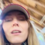 Magdalena Lamparska Instagram - Cześć! Tu Meggie ze słoneczna Kalifornia! Z dedykacją dla wszystkich miłośników Erotycznego PIF Paf - Erotic Bang Bang wersja Amerykańska 😜 #eroticbangbang