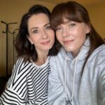 Magdalena Lamparska Instagram – Kiedy masz wsparciowy Girl Band to wiesz, że możesz więcej! Lecimy dalej z @anita_sokolowskaa ⭐️
Dziękujemy cudownej publiczności!
#dobrzesiękłamiewmiłymtowarzystwie