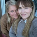Magdalena Lamparska Instagram - I’m lucky to have such amazing friends. I miss you so much in Europe. But this year, as we celebrate our 10th anniversary, I am so grateful that the distance between us - 6,000 miles - doesn’t matter. See you soon @domposseren @chelsey_cole ❤️ #friendsreunion