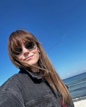 Magdalena Lamparska Instagram - Gdańsk - Zakopane - Warszawa w ciągu 24 h godzin 🙈 Magdaleny tak lubią. 👌 najważniejsze to lubić to co się robi. 

Drogie Magdaleny, z okazji naszego święta bądźcie spełnione, szczęśliwe i żyjcie tak jak chcecie.

#imieniny #omagdaleno