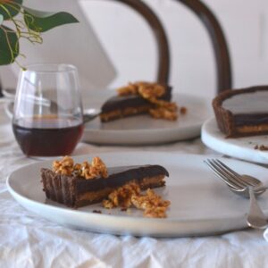 Maggie Beer Instagram - In the mood for some chocolate? 

These two recipes are designed for indulgence, but which would you choose to treat yourself with?

Option 1: No Bake Chocolate & Peanut Caramel Tart 

Option 2: Dark Chocolate & Coffee Vino Cotto Mousse 

Try your hand at these moreish desserts by viewing the recipes via the link in our bio.