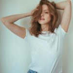 Maggie Geha Instagram - Before the bangs 📸 @retosterchi
