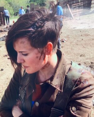 Maggie Grace Instagram - Oh they’re ALL great hair days around here . 🔪🥊#drip #nobodylikesadroopykitchen #tight