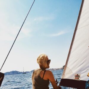 Maggie Grace Instagram - ⛵️Je veux un été infini...
