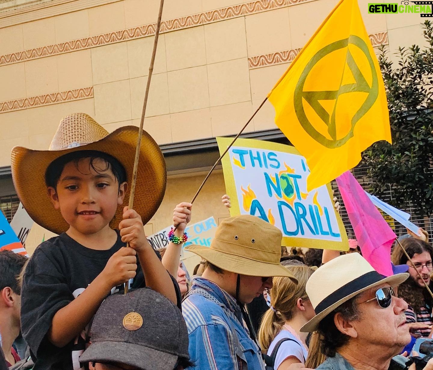 Maggie Grace Instagram - #climatejustice now! Thank you @gretathunberg and @climatestrikeca for mobilizing everyone today, thanks to everyone who came out to protest, in spite of the wildfires and extremely hot November day (the irony of it all) And Ps also thanks @mrgrahamhill for organizing our schoolbus! )ππ¬π―ββοΈπ«ππΆπ½ββοΈπ΄π½#fridaysforfuture #climatestrike #timeisrunningout #wereallinthistogether