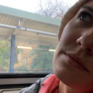 Maggie Grace Instagram - I ❤️TRAINS 🚞 ...
1. Way more eco than air travel 
2. Feels more civilized- like you’re in an old movie - like maybe Cary Grant is gonna slip out of the dining car In a three piece suit 
3. No security lines
4. Cheaper
5. Beautiful scenery 
6. More space, electrical outlets, WiFi -did I mention there’s a Quiet Car ! 
#trainsoverplanes #findyourchill #fuckfossilfuels #trainlife