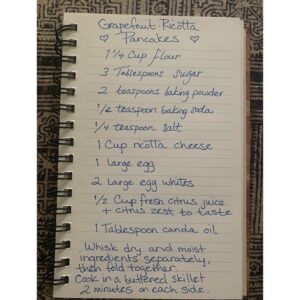 Maggie Grace Instagram - And the award for homemade Sunday pancakes goes to ...