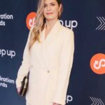 Maggie Lawson Instagram - Stepping out to step up ✨🧡✨Thank you @stepupwomensnetwork for hosting a beautiful event for an amazing cause! #inspirationawards.