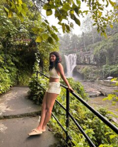 Actress Maheswari Yayathiraj HD Instagram Photos and Wallpapers June 2024