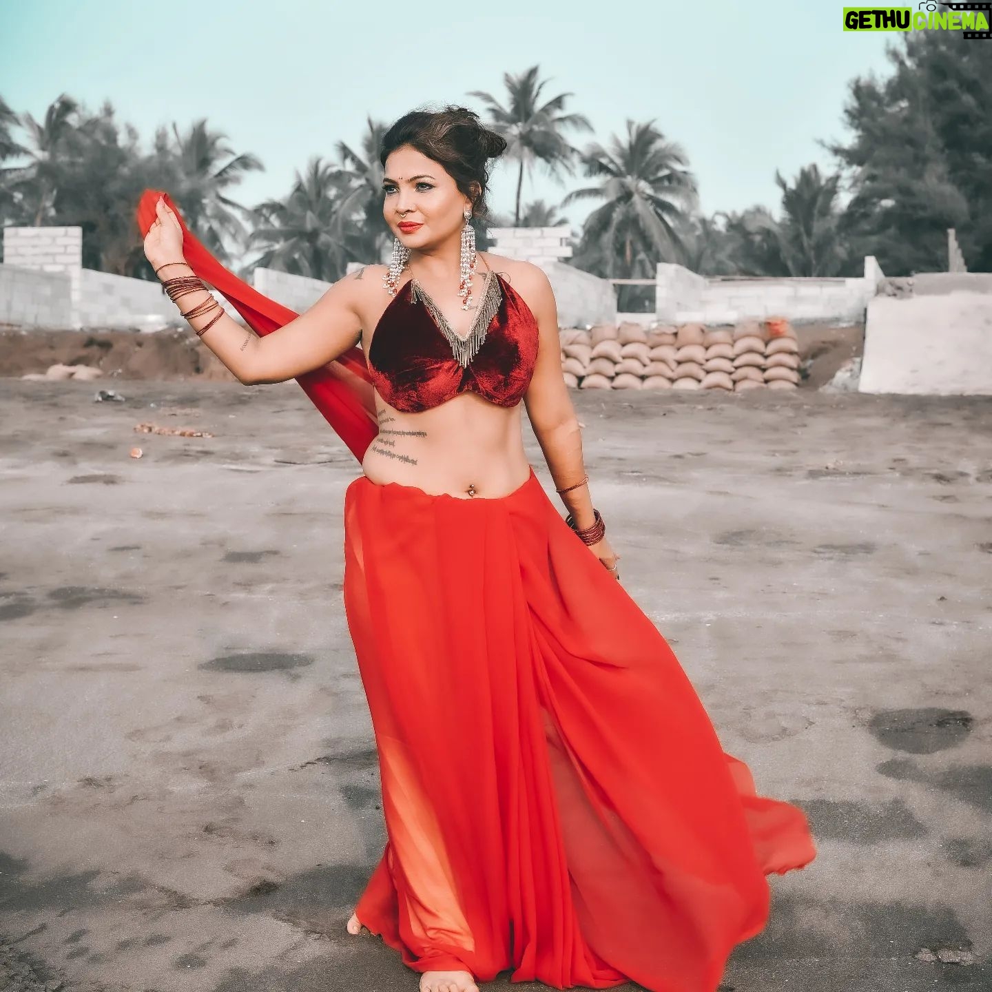 Mahi Kaur - 3 Likes - निभा रहे थे रिश्ते कभी मन से , कभी बेमन से
फिर हुआ यूं कि एक दिन हम भी थक गए