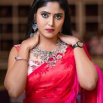 Mahi Maheswari Instagram - Jewellery by @emmadi_silver_jewellery_hyd pic by @rockline.photography outfit by @sreha_designer_studio
