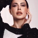 Mahi Masegosa Instagram - Fashion Editorial & Interview For @neo2_magazine Print & Online Julio/Agosto 2022 Modelo:@mahimasegosaoficial Fotografía & Estilismo: @mers.studio Peluquería @laura.goldwell Maquillaie: @franco aroa Asistente de Fotografía: @asier_deoro