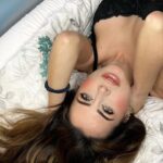 Mahi Masegosa Instagram – Qué ganas tenía de probar las prendas de Luvlette en mis nuevas lolas !!! 🤣🤣🤣 sus braguitas sin costuras, sus pijamas, sus sujetadores … @luvletteofficial es para mí de lejos la marca más cómoda, favorecedora y elegante!
Código descuento: “luvmahi15” (extra 15% off en Luvlette y SHEIN) 🥰🥰🥰
links de los productos:
Sujetador push up nude:
20589163 https://shein.top/t4greyo
Pack de tres braguitas talle alto sin costura:
17766753 https://shein.top/sxxm102
Pijama de satén: 13590103 https://shein.top/5z0wi33
Sujetador de encaje negro: 25040059 https://shein.top/hd66kgl
@luvletteofficial #Luvlette #LuvlettePartner #holiday #publi