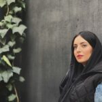 Mahshid Javadi Instagram - ابروی دوست گوشه محراب دولت است