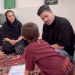Mahshid Khosravi Instagram - درمان بیماری سرطان مهدی رو باید هرچه سریع تر شروع کنیم یخچال و‌ تخت و کمد و تبلت تامین شده و مادر بیست و پنج میلیون تومان سفته داده که اگر پرداخت نکنه میره زندان برای هزینه های این خانواده بسم الله موسسه خیریه فرشته های بهشتی شماره کارت:6274121940051659 شماره حساب:15085062122481 شبا:IR100550015085006212248001 خواهش میکنم این پست و استوری کنید