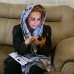 Mahshid Khosravi Instagram – .
(ورق بزنید)دلم میخواد تمام دنیا این فیلم و ببینن تا بفهمن چقدر خدای این خانوم بزرگه هرچقدر هم مشکلات بزرگ باشن باز یادمون نره که
 خدا از تمام مشکلاتمون بزرگ تره 
چقدر دیشب شوکه شدم خدایا شکرت ❤