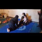 Mahshid Khosravi Instagram - 👇 برای معرفی موردها و واریز کمک ها به صورت مستقیم به صورت ماهانه به شماره کارت خود موردها لطفا همه روزه از ساعت یازده صبح تا هفت شب با شماره ۰۹۱۰۰۹۱۰۲۰۵ تماس بگیرید #جنوب_کشور_ایران ممنونم از شهردار محترم جناب آقای صفری عزیز و خانواده با محبتشون بابت دعوت به شهر زیبای ماهشهر @hossein.safari.ir