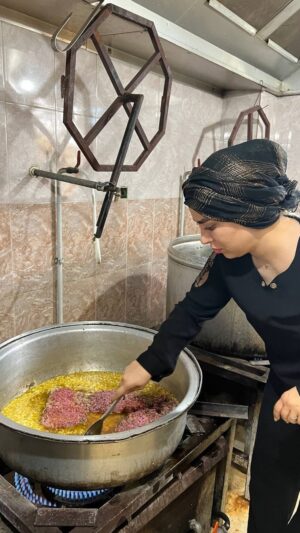 Mahshid Khosravi Instagram - هیچ شبی اندازه شبی که این سگ سیر شد بهم نچسبید 💚