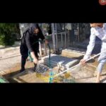 Mahshid Khosravi Instagram - تنها جایی که آرامش دارم و فکر میکنم تو این دنیا نیستم اینجاس بارها گفتم اگه به فکر حال خوبی خودتو بهشون نزدیک کن واقعیت تنها کسایی هستن که اصلا کار ندارن تو چی هستی کی هستی چیکار کردی چیکار نکردی انقدر قشنگ محکم دستتاتو میگیرن تو دستشون که چاره ای جز عاشق شدن نداری من عقل ام کم نیست من بیکار نیستم من فقط عاشقم چند ساله به رسم عادت قبل سال تحویل باید برم تو هم برو چون میدونم زندگیت از این رو به اون رو میشه همین .... @khatmeghoranmahshid