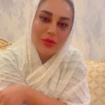 Mahshid Khosravi Instagram - پول نقد نده دست این بچه ها 😡 کمک نمیکنی داری در حق اون بچه ظلم میکنی اون بچه خبر نداره دارن با آینده اش چیکار میکنن ولی من و تو که خبر داریم 🤦‍♀️ کمک نکن بزار از سر چهارراه ها جمع بشن 🙏