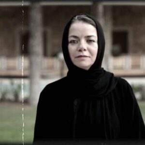 Mahtab Nasirpour Instagram - پیش‌فروش نمایش عشق روزهای کرونا در سایت ایران نمایش آغاز شد

🔴⚫️رونمایی از تیزر نمایش عشق روزهای کرونا کاری از محمد رحمانیان در شش اپیزود🔴⚫️

نویسنده و کارگردان: محمد رحمانیان
تهیه کننده: آزیتا موگویی

بازیگران به ترتیب حروف الفبا:
‌‎امیرکاوه آهنین‌جان، نوشین اعتماد، سیما تیرانداز، سعید توکلی، آرمین رحیمیان، راحیل زمانی، غزل شاکری، بهنوش طباطبایی، مبینا طبایی، نیما طیبی، مانیا علیجانی، مهتاب نصیرپور، افشین هاشمی و احترام برومند

ترانه سرا: حسن‌ علیشیری
پیانیست: سردار سرمست
و با صدای محمد صالح علا ، حمیده جعفری

از شهریور ماه ۱۳۹۹  در فضای باز تالار وحدت، کافه-باغ

مشاور اجرایی: محمد دشت‌گلی
مشاور رسانه‌ای: امیر قالیچی (تئاتربازها)
ساخت تیزر: مسعود رفیع‌زاده، محمد واحد

تهیه بلیط در سایت ایران نمایش
‌‌‏www.irannamayesh.com
رزرو تلفنی: ۰۹۱۲۲۰۴۱۹۶۸

@eshgherozhayecorona
@azitamougouie
@behnoushtabatabai
@hashemi.afshin
@armin_rahimian
@ehteramboroumand
@sima_tirandaz
@mahtab.nasirpour 
@mahtabnasirpour.publicpage 
@padideh_jamalha 
@parchingroup1376 
@amirkaveh.ahaninjan_official
@mobinatabaee
@ghazal.shakeri.official
@rahil_zamani_67 
@noushinetemad
@nimatayebi 
@hassan.alishiri
@mahmoudzohrevand
@mania_alijani
@amir.ghalichi
@barabadi.ehsan
@majid.qayyem
@saeeed.tavakoli
@nimatayebi
@amin_mosallaie
@alireza.fooladshekan  @alireza_fooladshekan

#محمد_رحمانیان #آزیتا_موگویی #عشق_روزهای_کرونا #نمایش_عشق_روزهای_کرونا #کرونا #نمایش #تئاتر #تیاتر #بازیگری #تالار_وحدت #کارگردان #نویسنده #تاتر #بازیگران #فیلم #عشق #بازيگران_ايرانی #بازیگران