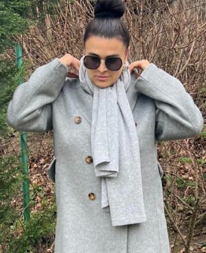 Mahulena Bočanová Instagram - Jaro se nám ještě trochu toulá,poslední chvíle se můžeme chumlat do svetrů,kabátů a bundiček za hubičku!❤️kod:🍀Mahu25🍀platí 10-11.3.a nakupujeme samozřejmě na @bezvasport ❤️Nebojte se barev a doplňků!Krásné nákupy ženy! www.bezvasport.cz ❤️