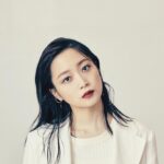 Mai Fukagawa Instagram - ぴあさんでの連載、 「マイペース語り」新しい記事が公開中です✨ 記事の中でもお知らせさせていただいたのですが、 約2年とちょっと続けさせていただいたこの連載も 次回で最終回となりますー！ 今まで読んでくださった皆さま、 本当にありがとうございました💐 ぜひ最後までお付き合いいただけたらうれしいです。