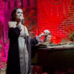 Maiara Walsh Instagram - From the mud, a new rose rises, as every note improvises… Ivory Loft iykyk 🎹 @daveyaden