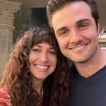 Maiara Walsh Instagram – It’s been a great and cozy feeling being part of the @goodtrouble family for two seasons. What a lovely group of actors and crew. Playing a brainwashed cult member torn between her complicated relationship with her cult leader and a new life with her estranged brother has been a complex deep dive into the human psyche. Watch on @hulu ✨
🇧🇷 Tem sido uma sensação ótima e aconchegante fazer parte da família @goodtrouble por duas temporadas. Que grupo incrível de atores e equipe. Interpretar uma membro de culto, dividida entre seu complicado relacionamento com seu líder de culto e uma nova vida com seu irmão distante, tem sido um mergulho profundo e complexo na psique humana. Assista hoje à noite no @hulu ✨