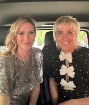 Maisie Adam Instagram - Cheers for a top night @bafta 🫶
A pleasure to present the award for Best Sports Coverage, not a pleasure to wear heels (turns out 3 weeks after the marathon was too soon for me trotters).
Eternally & unbelievably lucky to have @clarindafairy as my agent who literally gave me her shoes off her own feet so I could walk 😭 a hypewoman, a hand holder, and a shoe donor…you are THE best. (Chose a photo of us all glammed up on our way there rather than in our PJs at the end of the night eating the fancy chocolates in bed 🥴)

Gonna have a hungover bath and watch Shrek, bye xoxo

👗: @brittan_y_ @rebeccavallance 
💄: @samcoughlanmakeupartist
✂️: @gothcutz