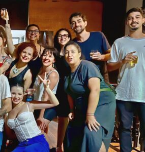 Maitê Padilha Instagram - fomos felizes em Tudo Por Um Popstar 2 🤍 equipe e amigos de elenco, vou sentir saudades. @panoramica_filmes obrigada por mais uma vez juntar tanta gente legal pra fazer um filme, é o que a gente mais ama mesmo 🎬