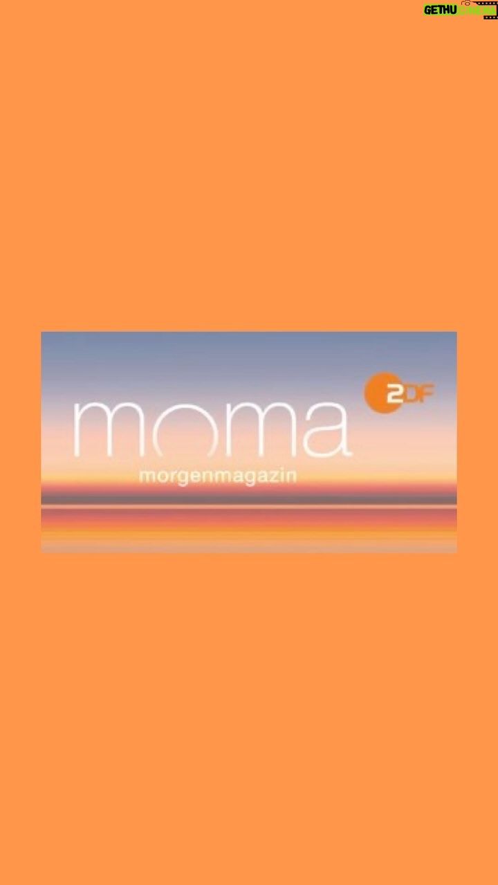 Maite Kelly Instagram - . An alle #earlybirds: Am Freitag, 22.03. bin ich im ZDF MoMa, 5:30-9:00 Uhr. Es gibt einen ersten musikalischen Leckerbissen aus den Theaterkonzerten, live auf der Bühne des Morgenmagazins. Es ist etwas Besonderes dort auftreten zu dürfen. Wir freuen uns! Auch wenn es sehrfrüh ist. 😉 #nurliebe #esisteinfachpassiert #zdfmoma