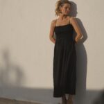 Maja Bohosiewicz Instagram – Poszłyśmy wczoraj z @corinnemakeup  i @magdalenasekrecka na spacer i udawałyśmy, że potrafimy robić bardzo pro sesję zdjęciowe dla @lecollet