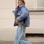 Maja Bohosiewicz Instagram - W Hiszpanii wszystko odbywa się według schematu. Rumianek, kawa, dzieci do szkoly, siłownia, śniadanie, praca, wspólny obiad. Jemy zdrowo. A Warszawie z trzy dniowym wyprzedzeniem zamawiam catering @diabelzpudelka i jestem srogim i wymagającym klientem. Wybrzydzam, szybko się nudzę, lubię jak jest i ostro, i dużo warzyw, i coś na słodko. Dla mnie diable to absolutnie trafiony wybór. 95% zjadam do końca. Czasem nawet skrobie widelcem po pustym pudełeczku. Polecam wam sprawdzić jeżeli też żyjecie w biegu a potrzebujecie zbilansowanej diety. Z kodem MAJA10 macie rabat ❤️ #reklama