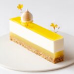 Maja Vase Instagram - Tangy lemon meringue cheesecake 🍋🧀 Any cake hungry neighbours? 💛
