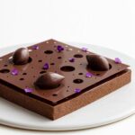 Maja Vase Instagram - Chocolate hazelnut praline Easter egg tart 🌰🐣 Both crunchy and silky smooth 🙉👉🏻 Hit the 💜 for recipe!