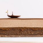 Maja Vase Instagram - Coffee milk chocolate brownie all dressed up 💁🏼‍♀️☕️🍫❤️ REKLAME / AD for @estatecoffee.dk The cake consists of five delicious layers of coffee and #Azélia - my favourite chocolate ❤️ #valrhona