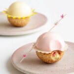 Maja Vase Instagram – Tough choice: Rhubarb vanilla or lemon? 💗🌼 #fastelavnsbolle