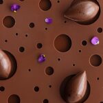 Maja Vase Instagram - Chocolate hazelnut praline Easter egg tart 🌰🐣 Both crunchy and silky smooth 🙉👉🏻 Hit the 💜 for recipe!