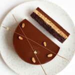 Maja Vase Instagram - Crazy caramelized peanut brownie 🙉🥜💥 Fudgy, silky, and super crunchy! Hit the 🥜 for recipe!
