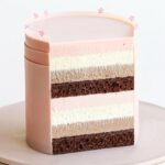 Maja Vase Instagram - Strawberry vanilla chocolate 💘 Neapolitan layer cake 🌈 My little loves were thrilled! Recipe? 💗