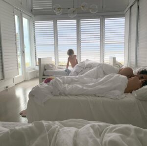Majandra Delfino Instagram - AM bed hop snuggling ☁️