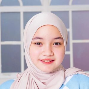 Makayla Rose Hilli Instagram - Sebaik baik nya kecantikan adalah akhlak yg mulia
📸@bukanmain_studio 

#masyaallahtabarakallah 
#makaylarosehilli 
#hijabstyle 
#hijabers 
#hijabfashion 
#hijabers
