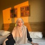 Makayla Rose Hilli Instagram - Sunset are the prefect Instagram filter #makaylarose #masyaallahtabarakallah #makaylarosehilli #sunset #ootdhijab #hijabers #hijabfashion #hijabstyle